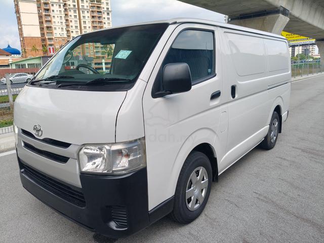 2017 Toyota HIACE 2.5 (M) Panel Van - 3