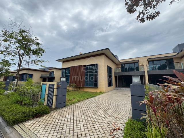 Forest City Fringe Villa 1