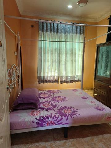 Bungalow kampung 1