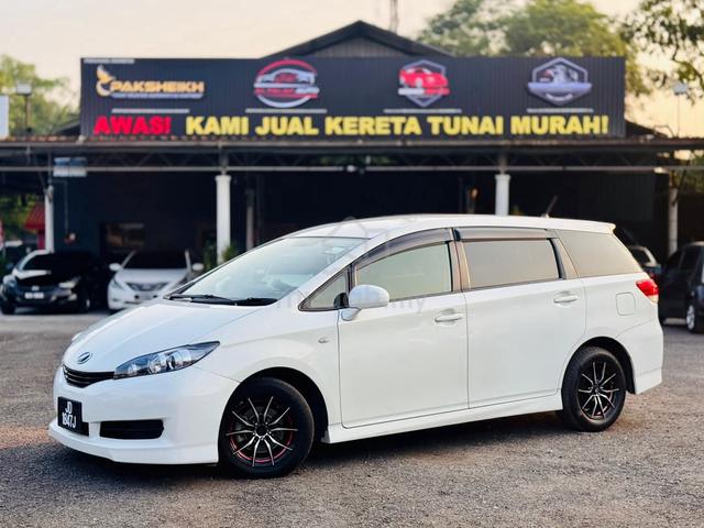 2011/2018 Toyota WISH 1.8 X (A) - 1