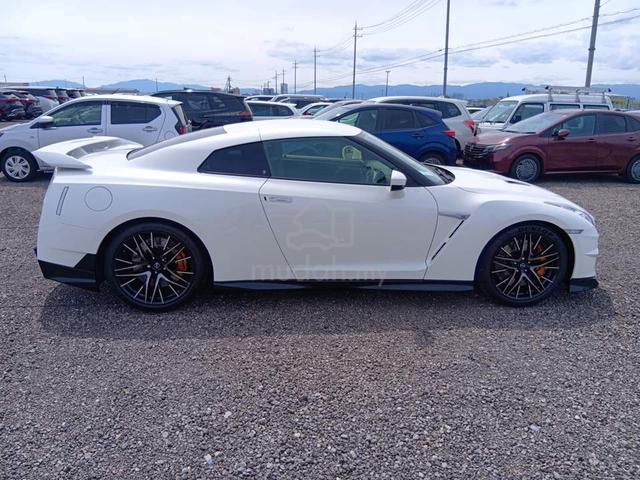 2024 BOOKNOW 3xx KM Nissan GT-R 3.8 PURE EDITION - 4