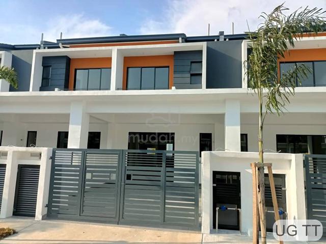 Robin Bandar Rimbayu 2 Storey Partially Furnished & Kitchen Table Top 1
