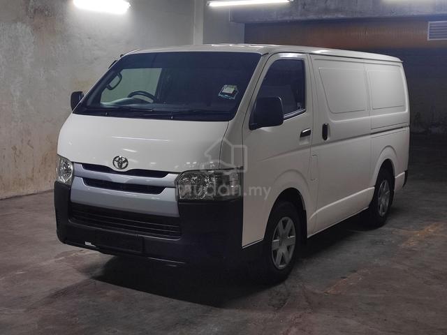 130K KM 2017 Toyota HIACE 2.5 ENHANCED (M) - 3