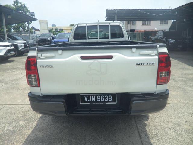 2022 Toyota HILUX 2.4 SINGLE CAB (M) - 5