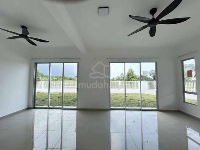 FOR RENT- 2sty Corner House @ Tiara Sendayan 1