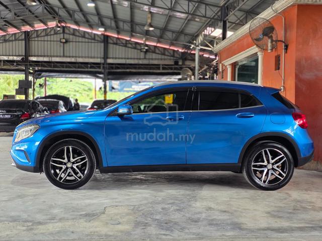 (Loan Kedai) 2015 CBU M/Benz GLA200 1.6 (A) Turbo - 4