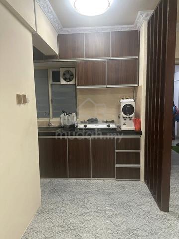 Dua Residensi 1