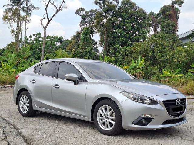 2016 Mazda 3 2.0 SEDAN SKYACTIV  loan kedai  - 3