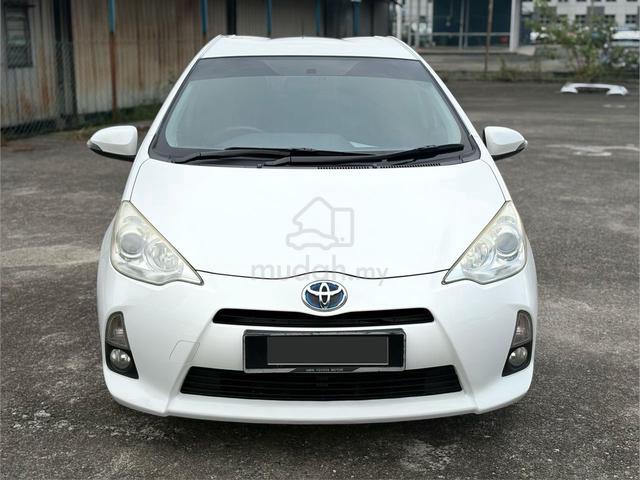 2013 Toyota PRIUS C 1.5 (HYBRID) (A)ORI PAINT & KM - 3