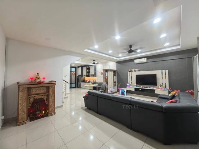 Below Value No Flood Reno Furnish Cassava Puteri Klang 2.5storey House 1