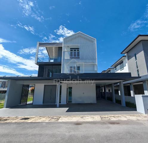 Brand New Unit @ La Promenade Precinct Grande 3 Storey Duplex Detached 1