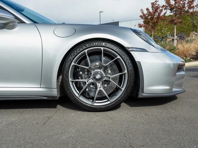 2022 Porsche 911 (992) Gt3 Touring PDK  - 5
