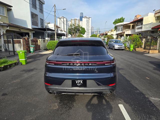 2023 Porsche CAYENNE 4.0 S V8 A) - 2