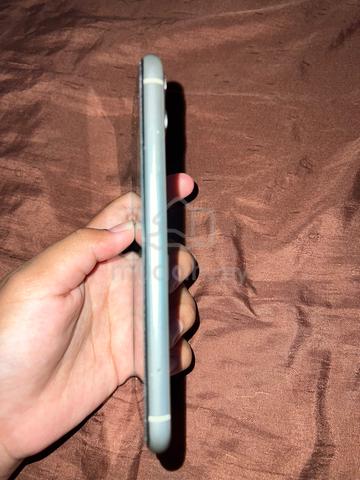 IPHONE 11 for sale - photo 3 of 6