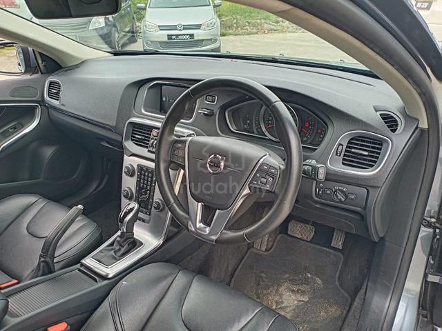 2018 CASH OTR Volvo V40 2.0 T4 (A) PADDLE SHIFT - 5