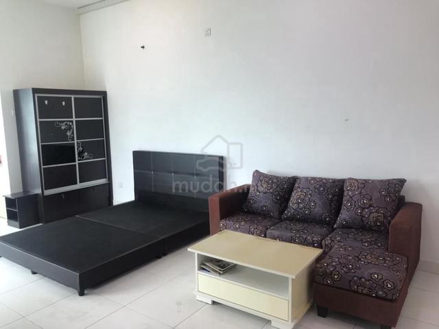 Akademik Suite 1
