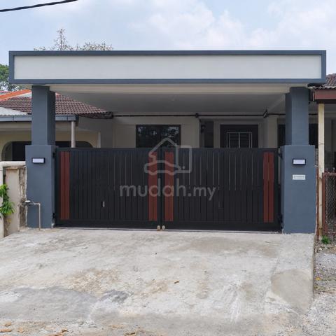 Rumah Teres Single Storey Fully Renovated Untuk Dijual - Tampoi, JB 1