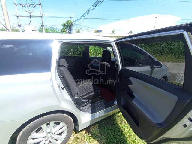2014 Toyota WISH 1.8 X ZGE20G FACELIFT (A) - 4