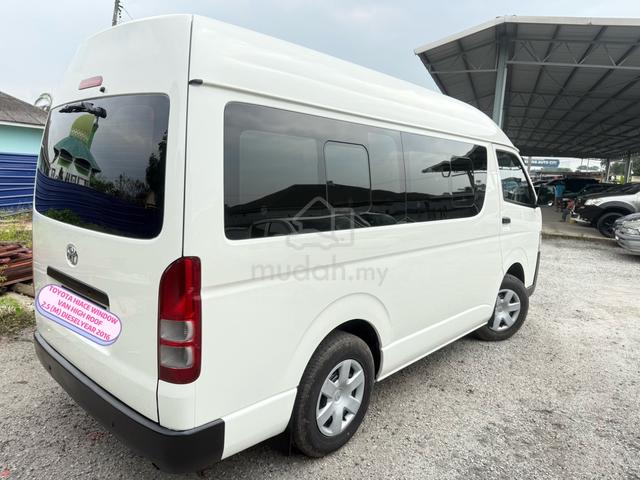 2016 Toyota HIACE window van high roof 2.5 (M) - 4