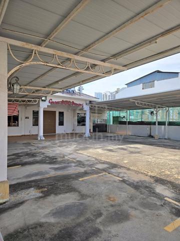 Prime Landed Opportunity|8,752sf Land With Bungalow @ Kampong Melayu 1