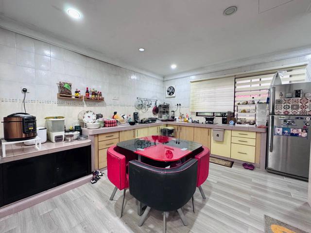 24’X80’, 5R5B RENOVATED 2 Storey Jalan Andang, Bukit Jelutong, S. Alam 1