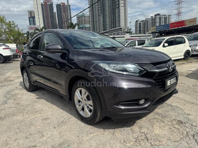 HR-V 1.8 V (A),Push Start,Leather Seat,1xLadies - 3