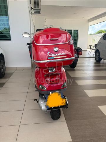 Vespa - photo 4 of 5