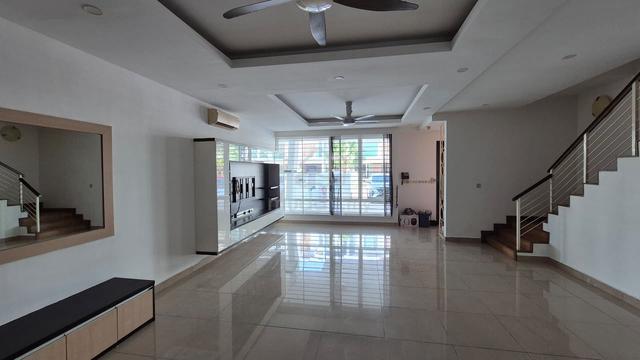 Cassia @ Garden Residence 5R6B Partial Furnished Cyberjaya Near MRT 1