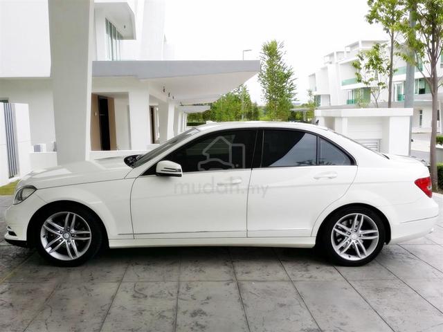 Mercedes Benz C250 Avantgarde Full Spec - 4