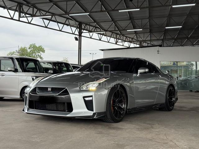 2017 Nissan GT-R R35 3.8 BLACK EDITION 42K KM !! - 1