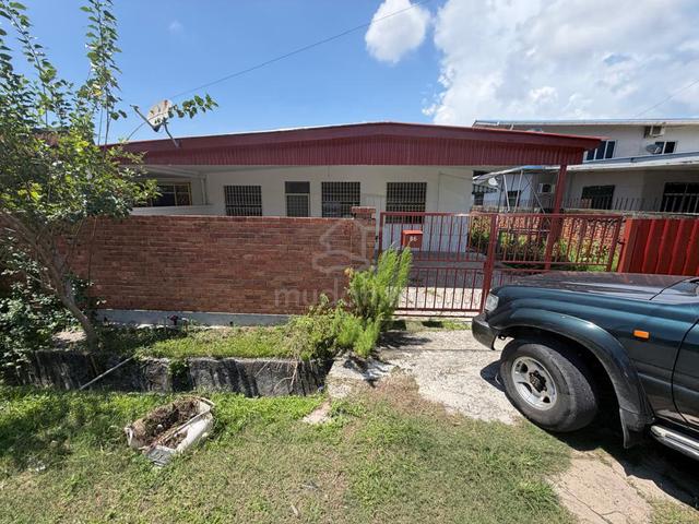 single storey semi detached at Taman Landbreeze Penampang 1