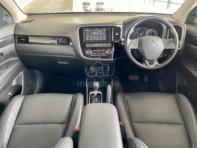 2019 Mitsubishi OUTLANDER 2.0 4WD WITH WARRANTY - 4