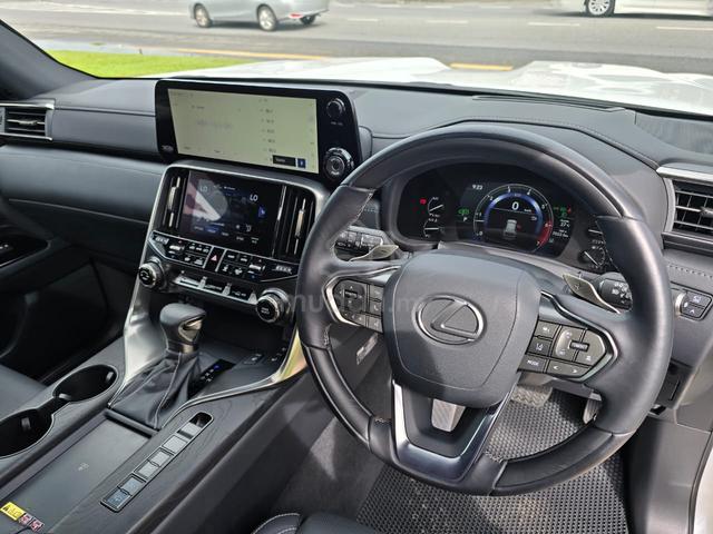 2023 Lexus LX600 with Modellista Bodykit 7 Seater! - 5