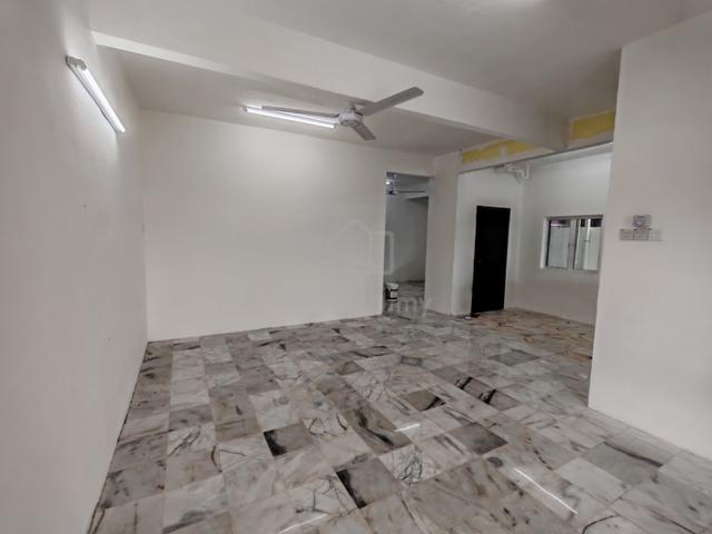 NEWLY RENOVATED & REFURBISHED 2 Sty Semi D TOWN AREA Taman Ria Jaya 1