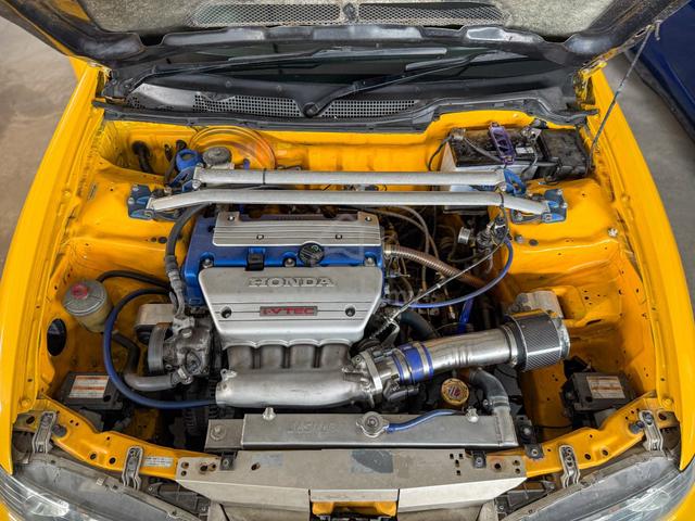 Honda INTEGRA DC2 2.0 Manual TypeR - 3