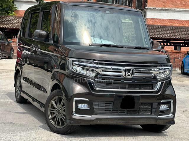 HONDA N BOX 660 / POWERDOOR / PUSH START / KEYLESs - 1
