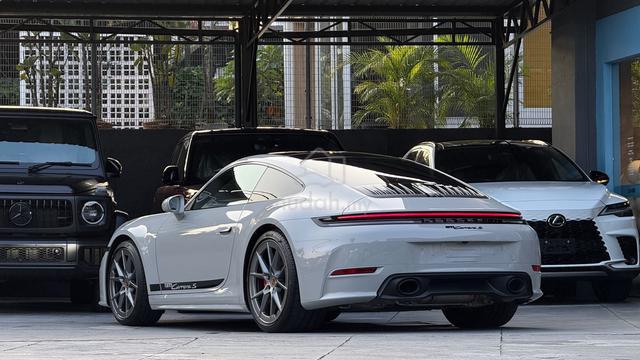 2025 Porsche 911 3.0 CARRERA S FACELIFT (A) - 2