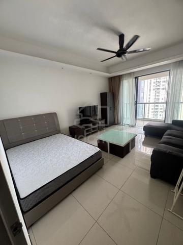 WALK TO CIQ | ROOM FOR RENt πΈπ¬β¨ π₯ 1