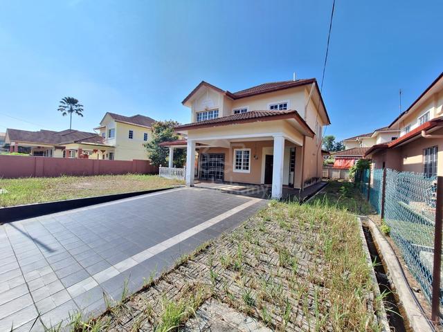 5270 Sqft NON BUMI RENOVATED 2 Storey BUNGALOW at Sikamat Seremban 1