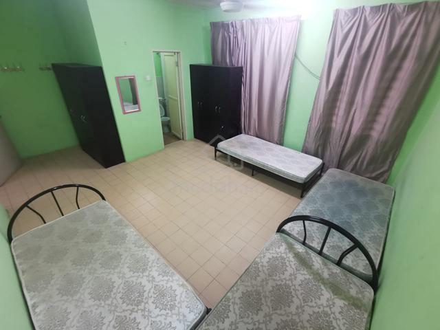 Bilik Rumah Landed Free Parking 1