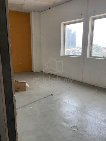 Diamond Square Office space 1