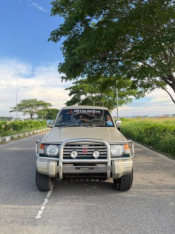 1996 Mitsubishi PAJERO 2.6 V32W (A) - 2