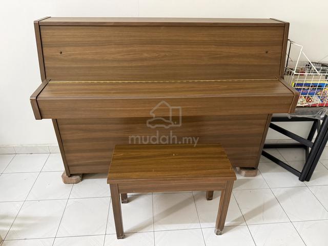 Yamaha piano - photo 2 of 4