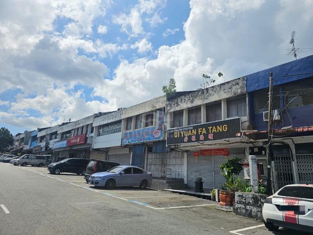 Ungku Tun Aminah Shop Skudai Jalan Laksamana 22x70 For Sale 1