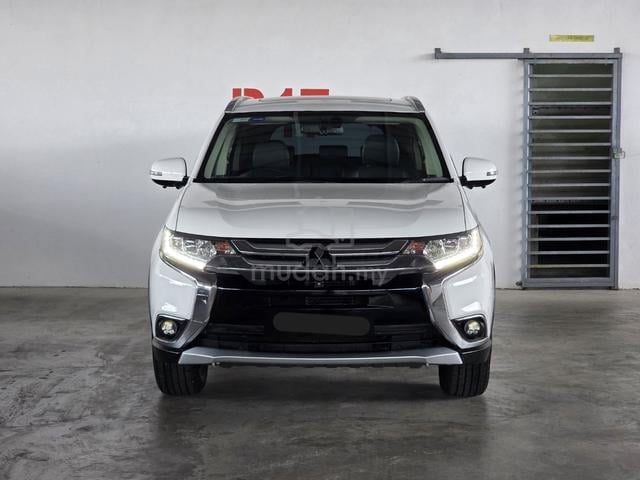 2021 REG MIITSUBISHI OUTLANDER 2.4 4wd 7 SEATER - 3