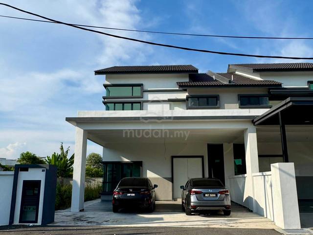 Below Bank Value !!! 2 Sty Semi D Gated Guarded Durian Tunggal Melaka 1