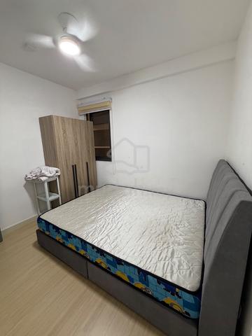 Middle room at SENTUL 📍LSH33 , M ARISA 1