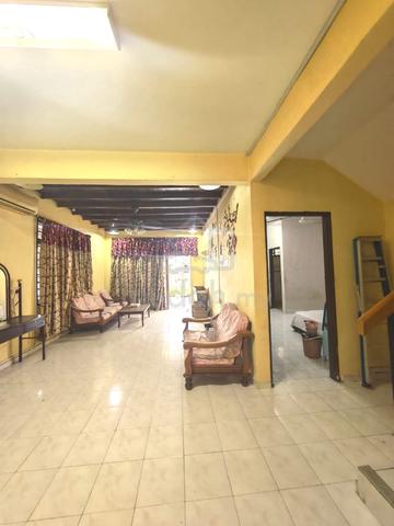 Taman Megah Ria 1.5 Storey Semi-D House 35x70 1
