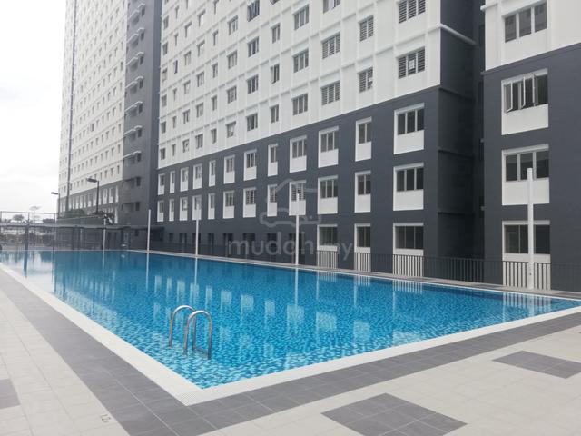 Karisma @ Eco Majestic 1