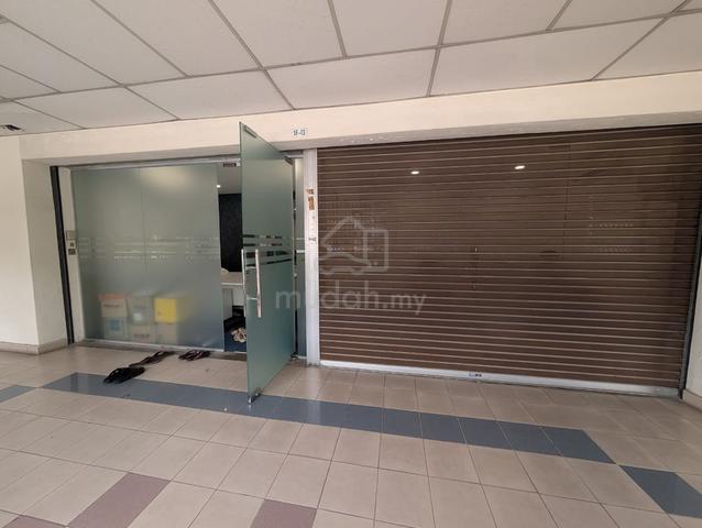 1st Floor Fully Renovated IOI Busines Park Office 1
